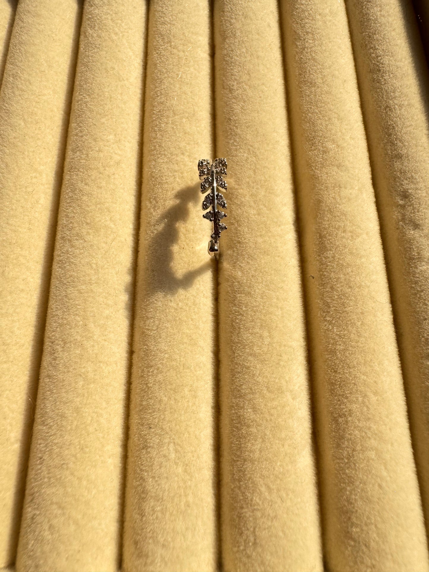 The Laurel Vine Ring