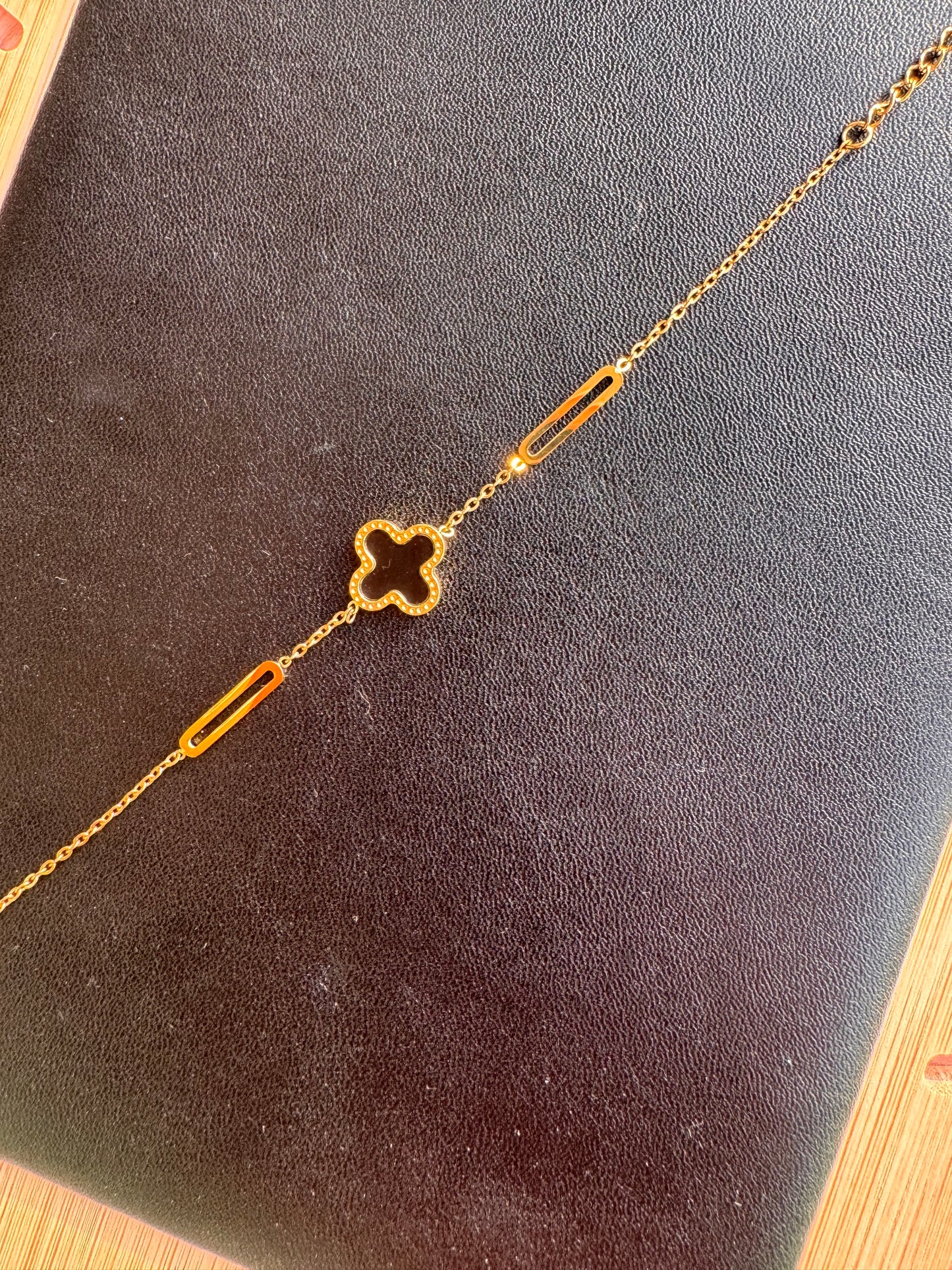 Midnight Clover Chain Bracelet