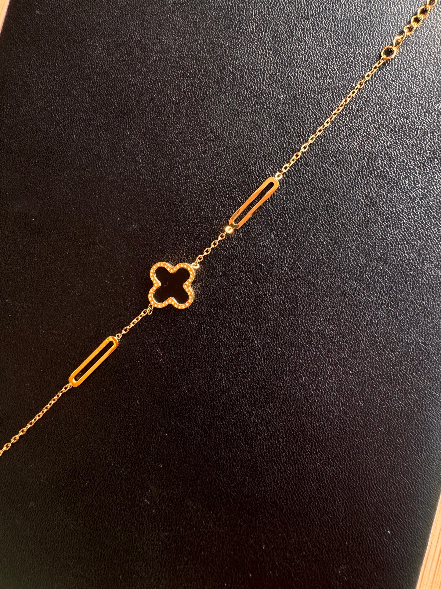 Midnight Clover Chain Bracelet