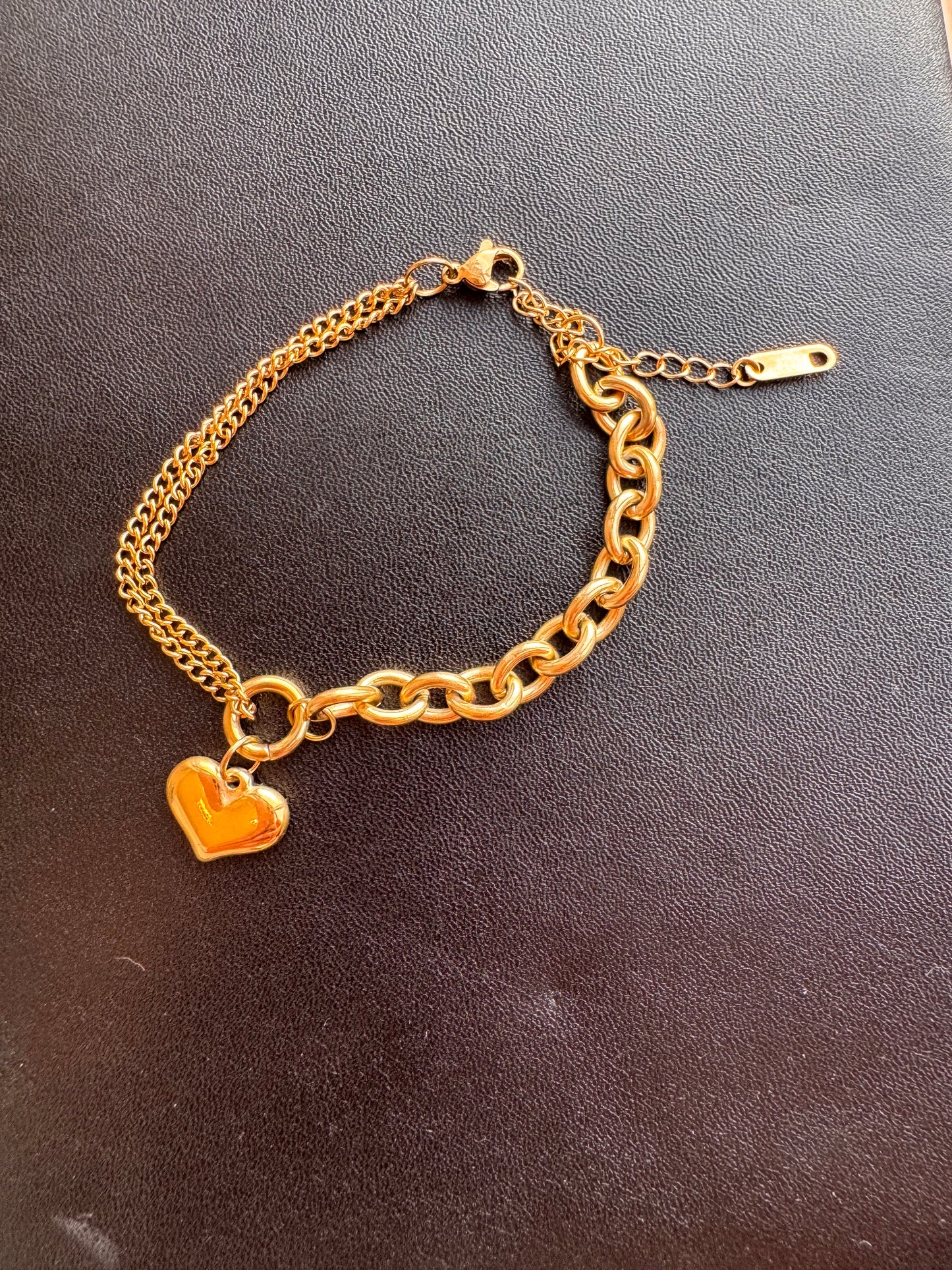 Chunky Heart Drop Chain Bracelet