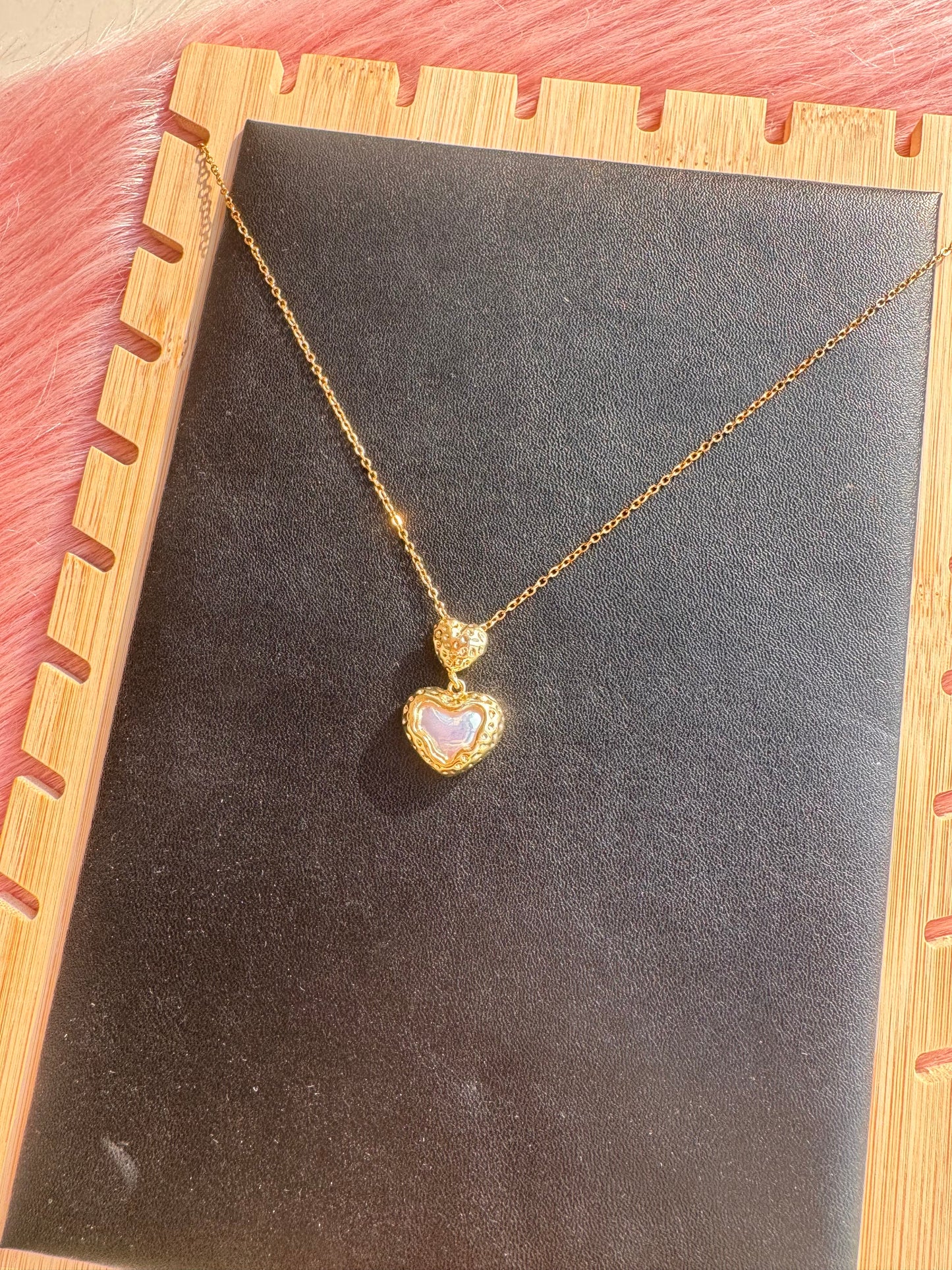 Iridescent Heart Drop Necklace – Textured Gold