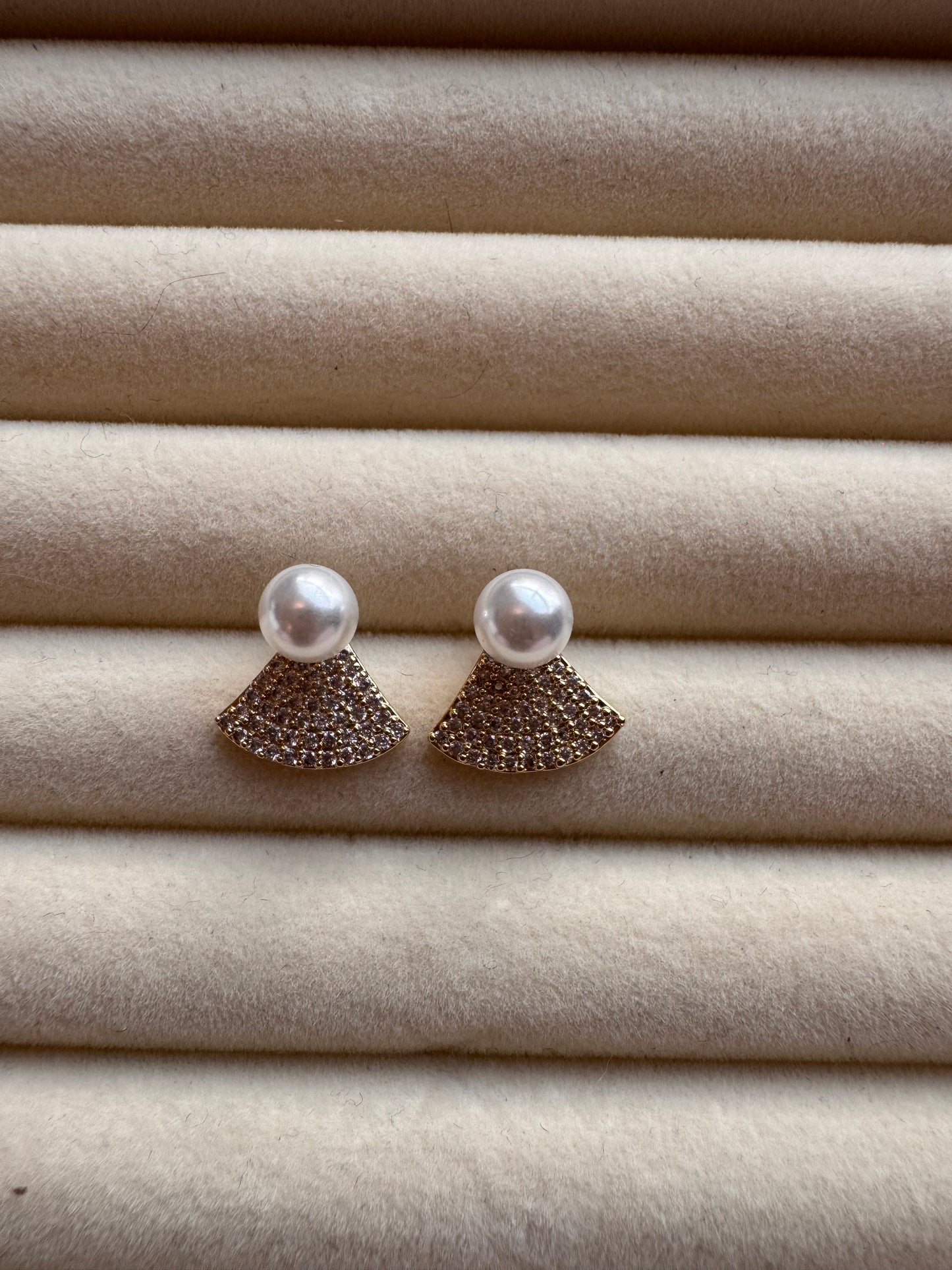Pearl Fan Crystal Studs