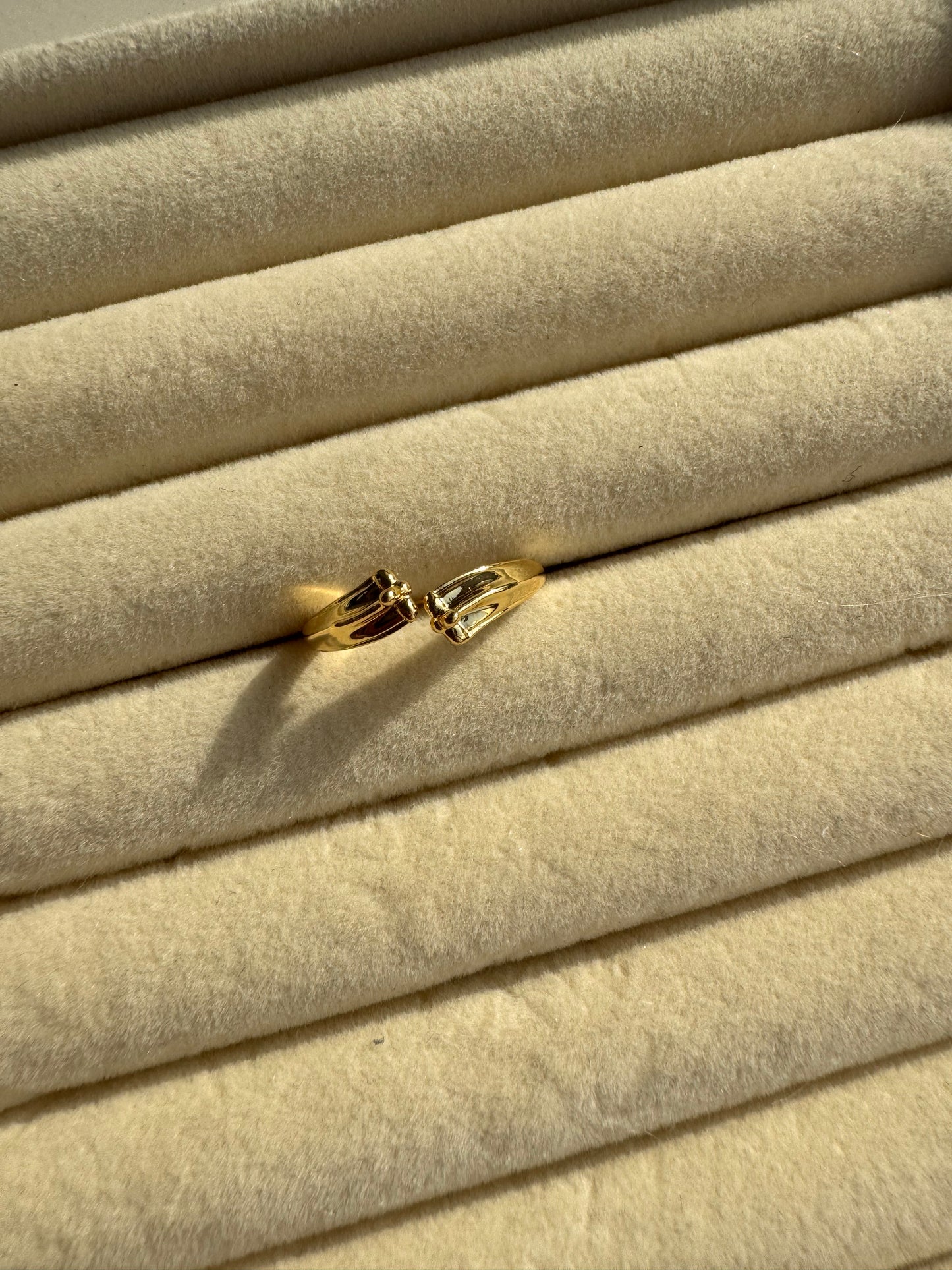 Eterna Open Band Ring