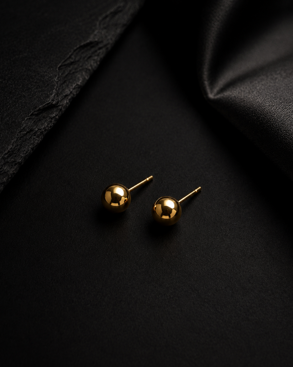 The Essential Polished Gold Ball Studs