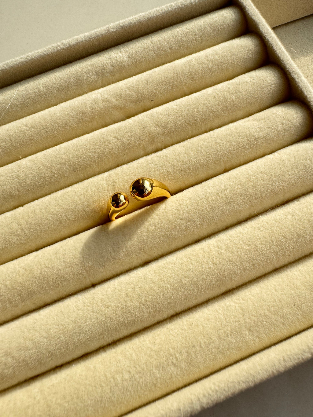 Fluid Teardrop Open Ring