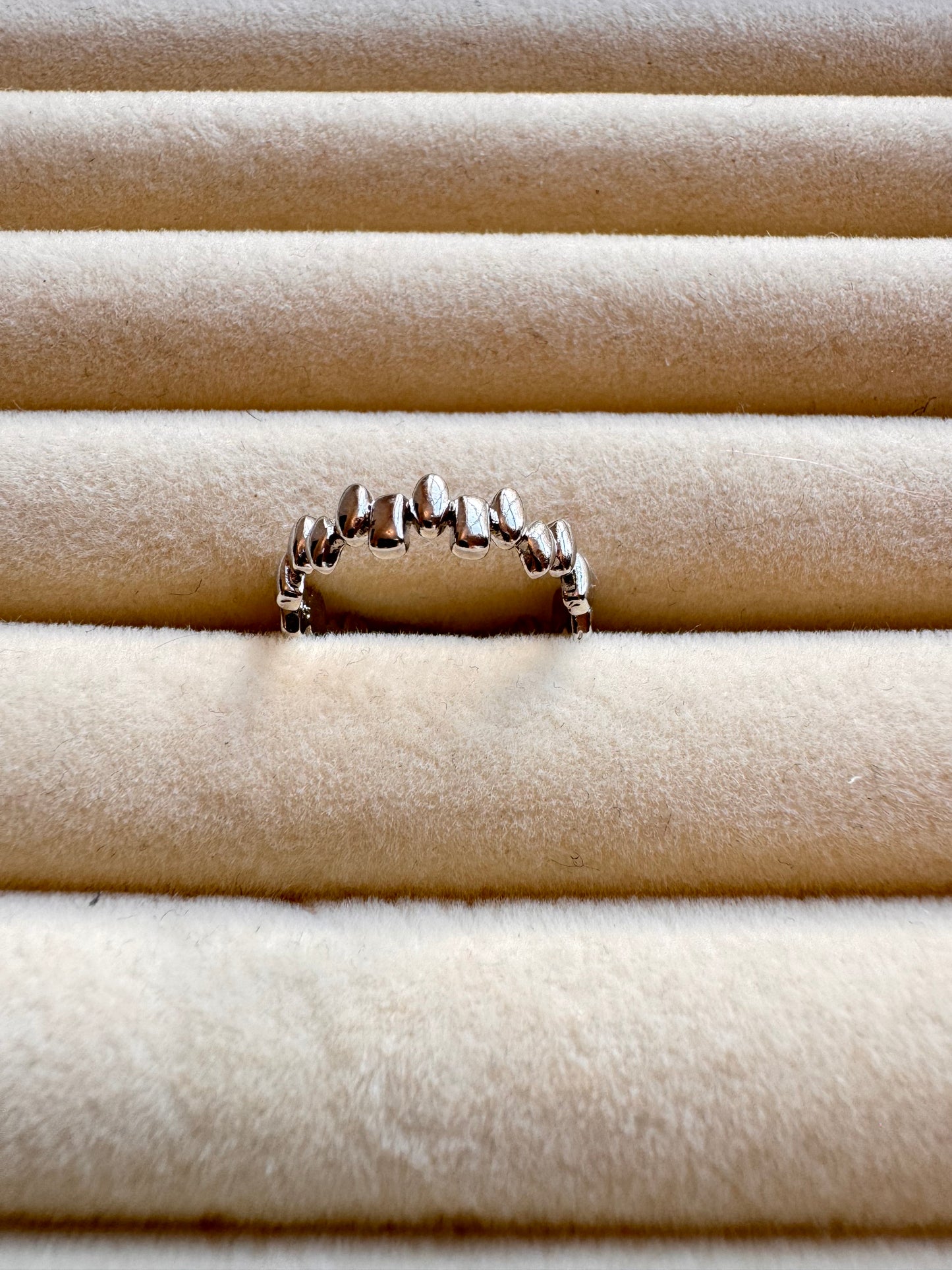 The perfect dose of modern texture.