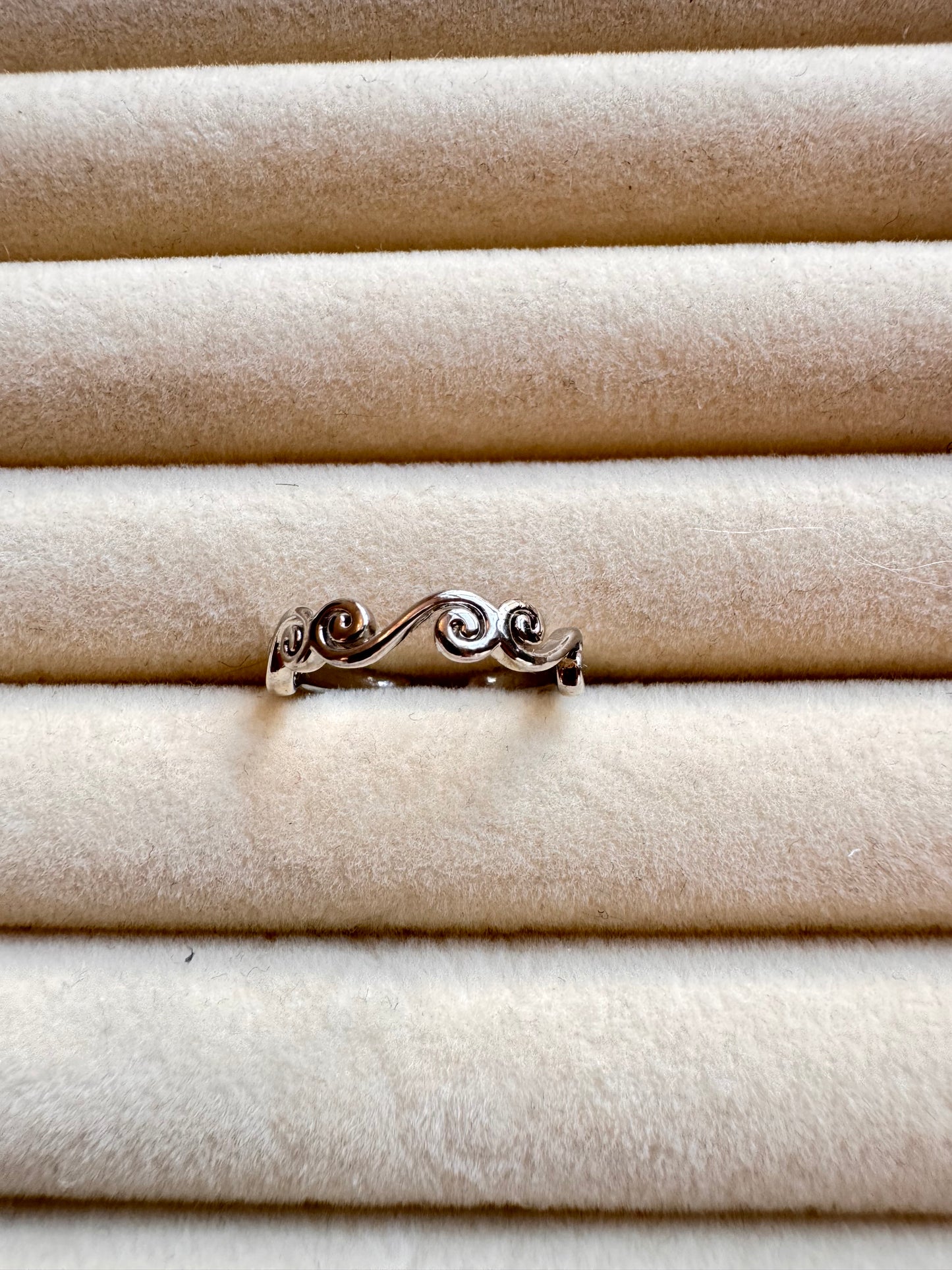 The Nimbus Ring: Eternal Swirl