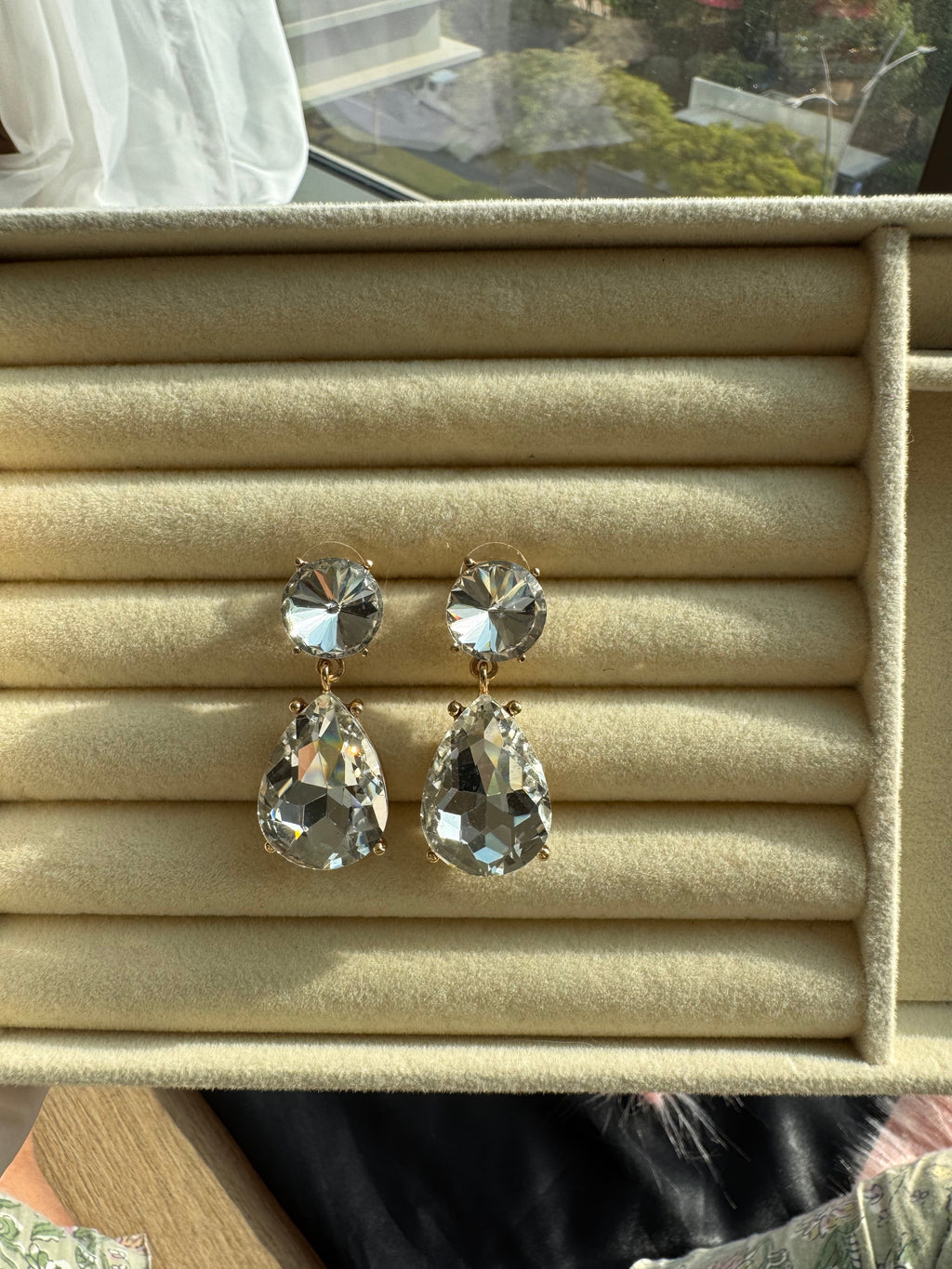 Clear Crystal Teardrop Drop Earrings
