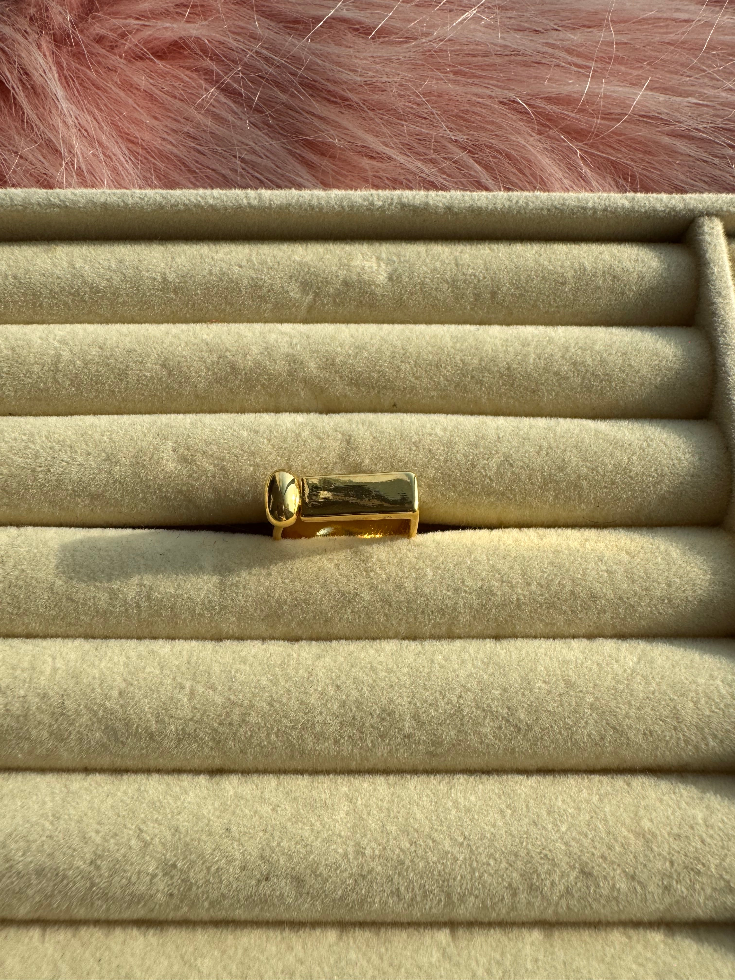 The Geometric Ball & Bar Ring