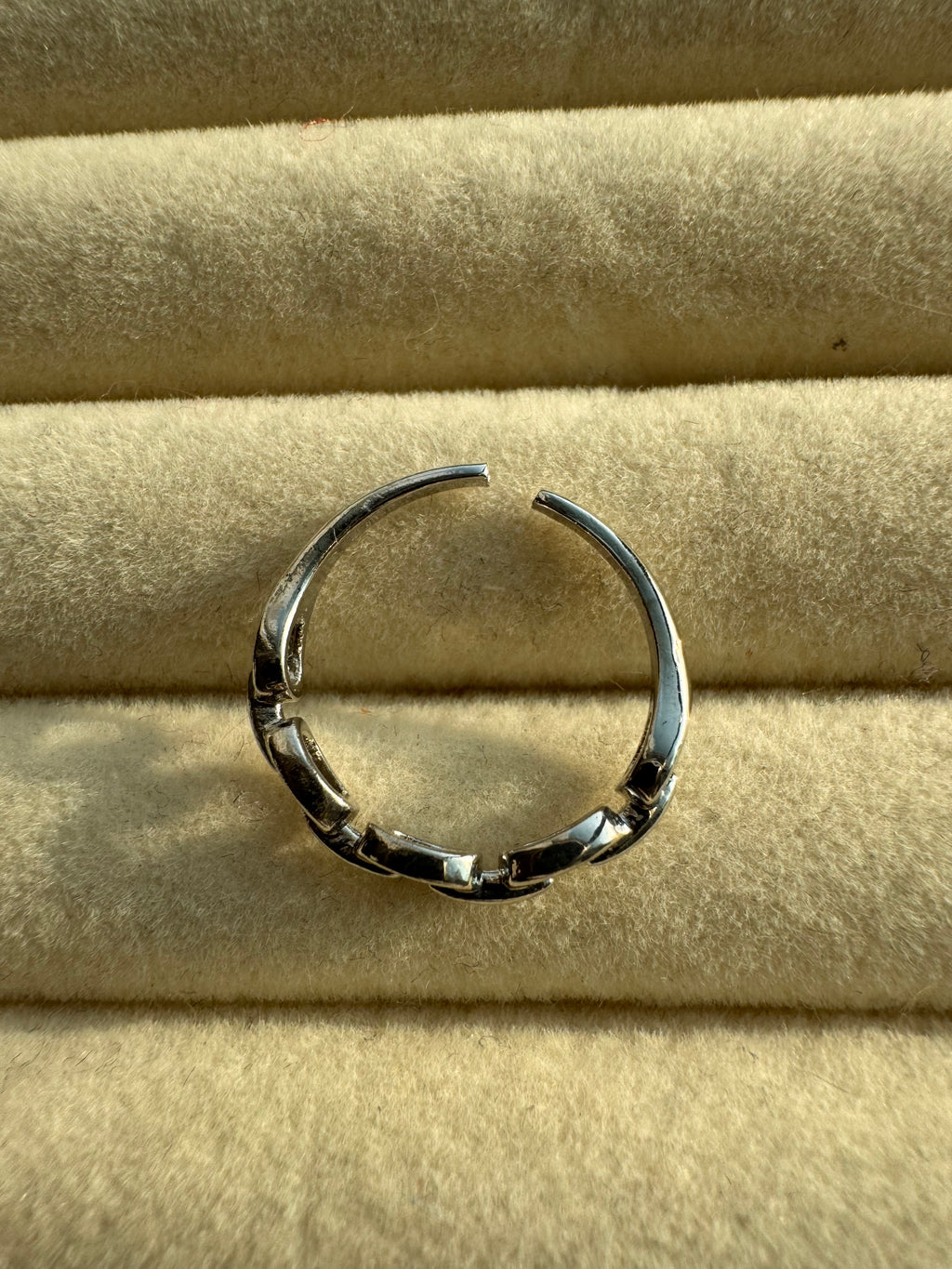 Classic Chain Link Adjustable Band