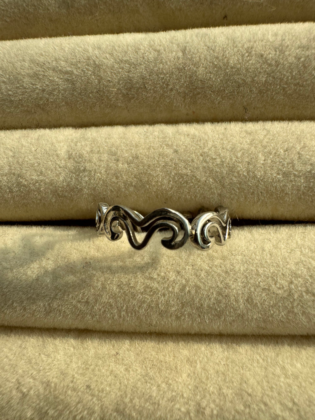 The Fluid Wave Silver Ring
