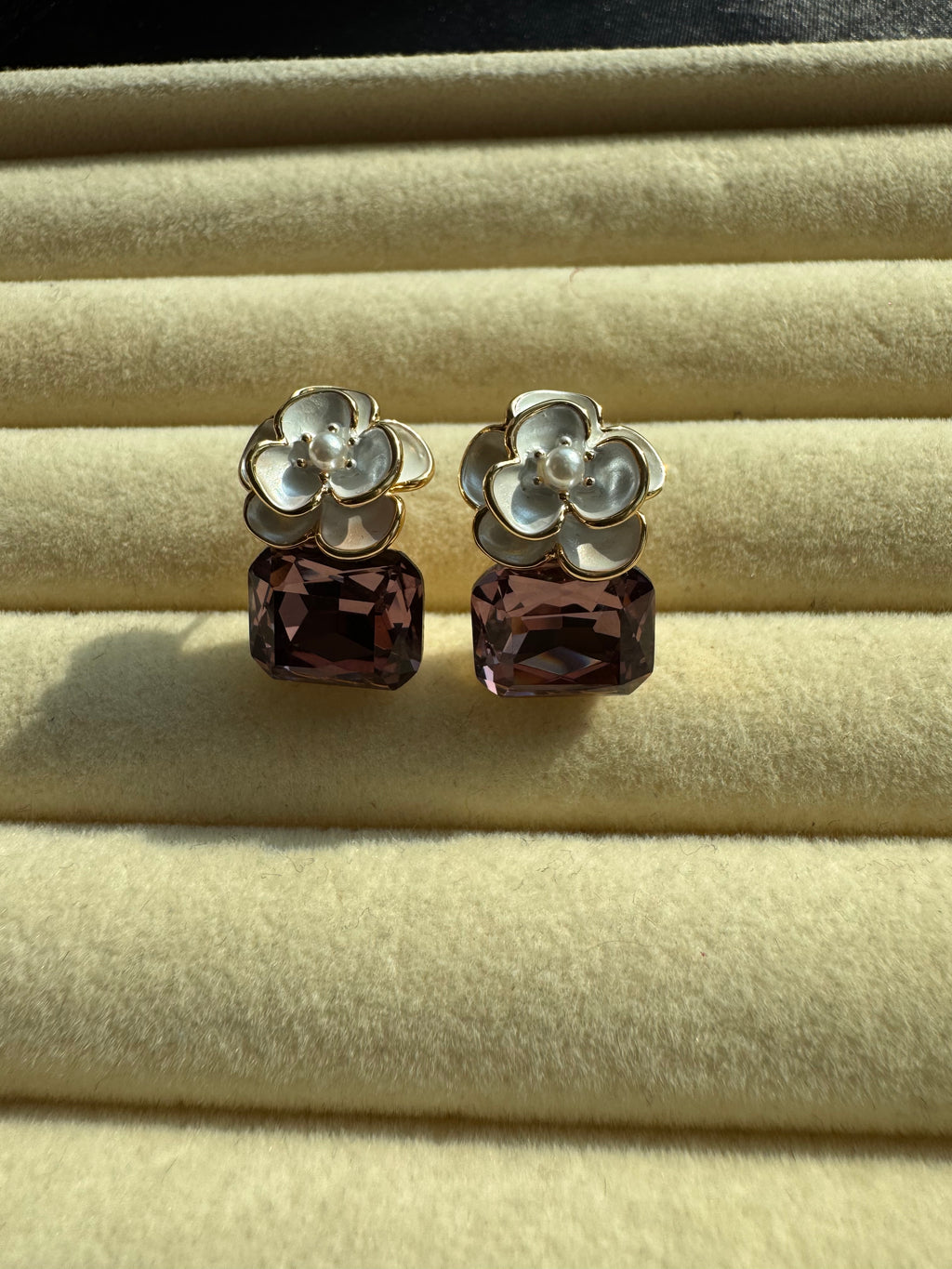 Rosé Lavender Bloom Earrings