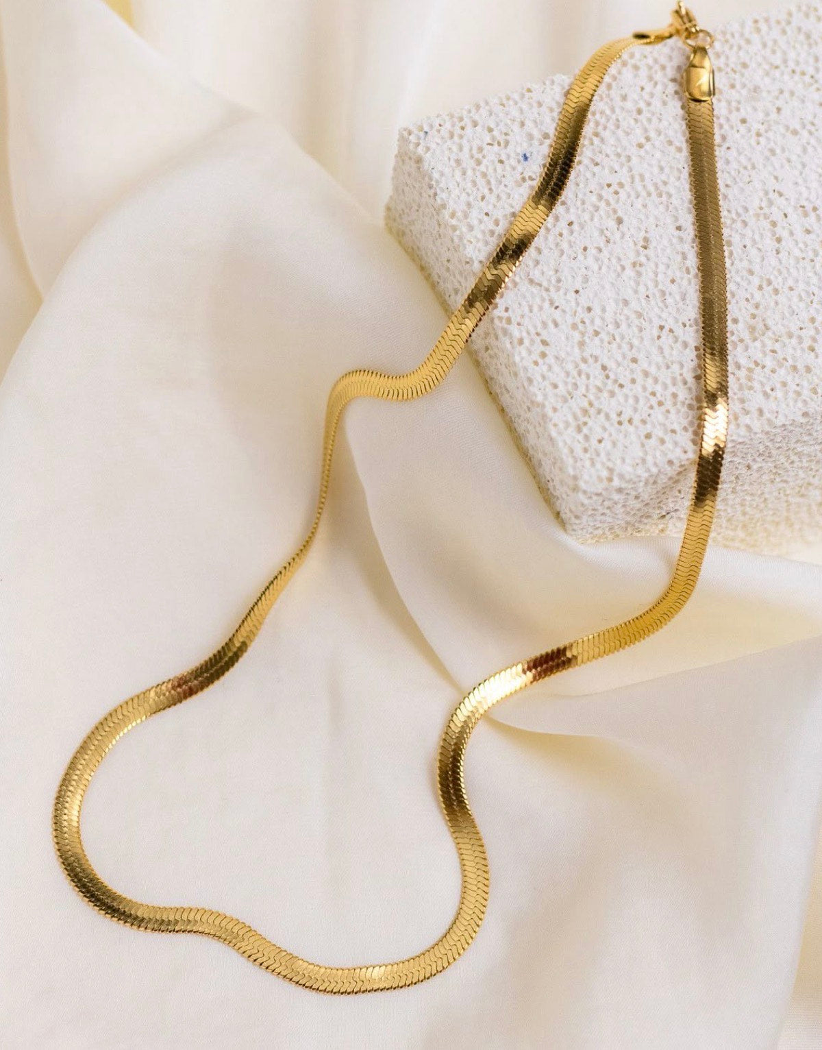 Aura Flat Snake Necklace