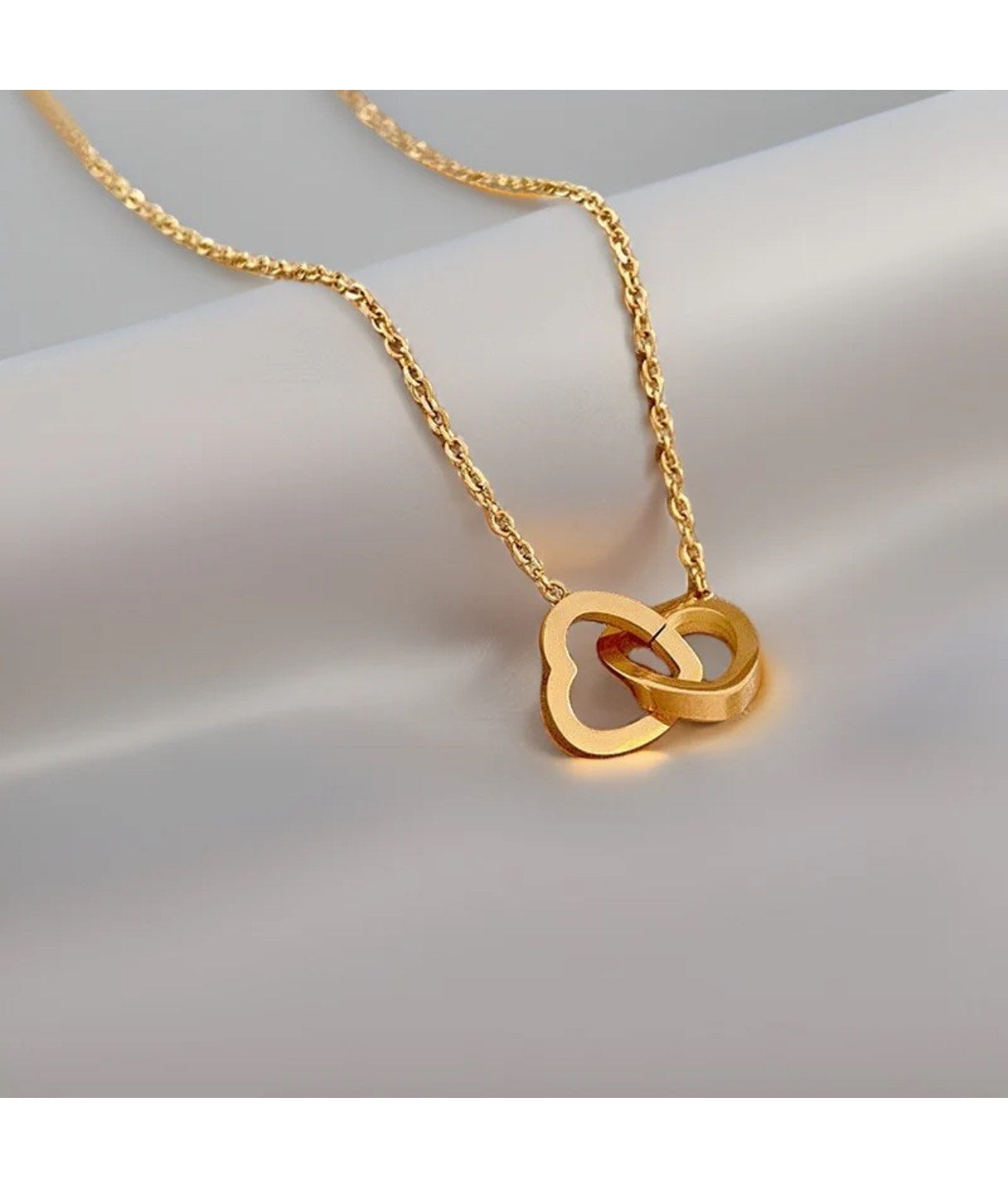 Interlocking Hearts Pendant Necklace