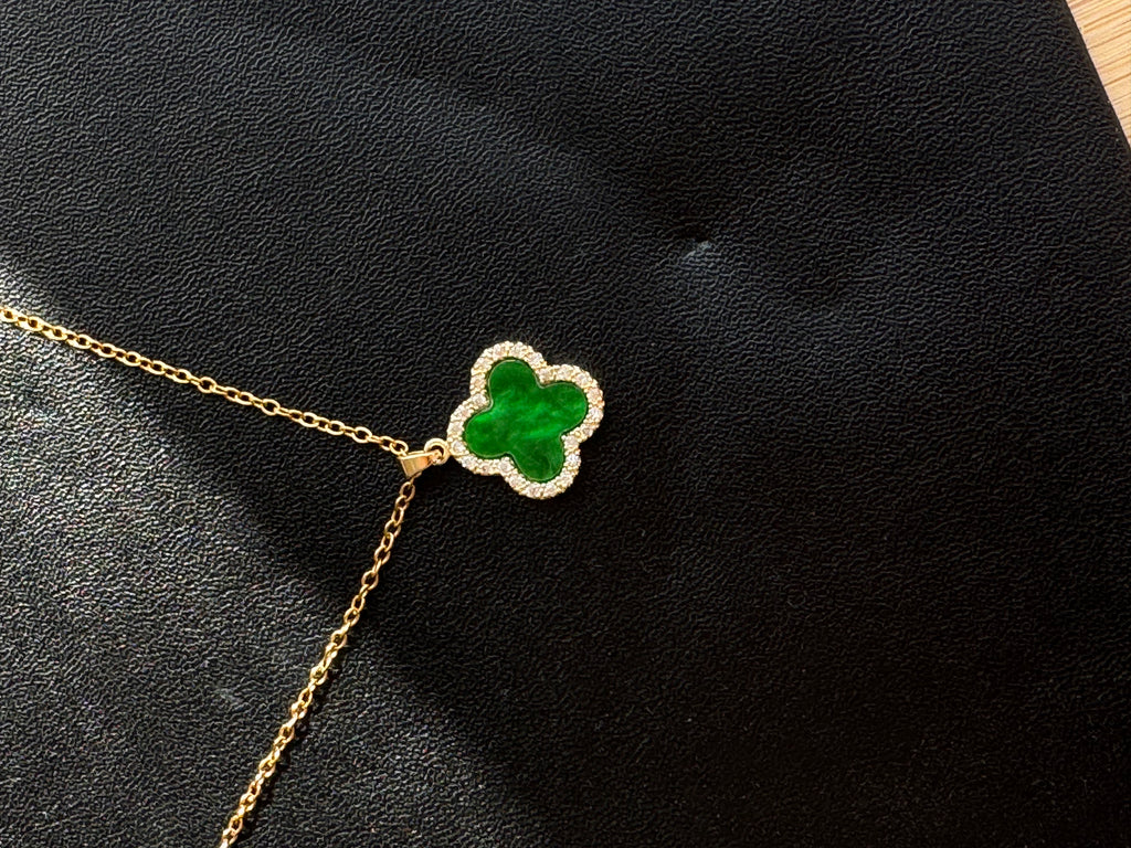The Emerald Clover Halo Necklace