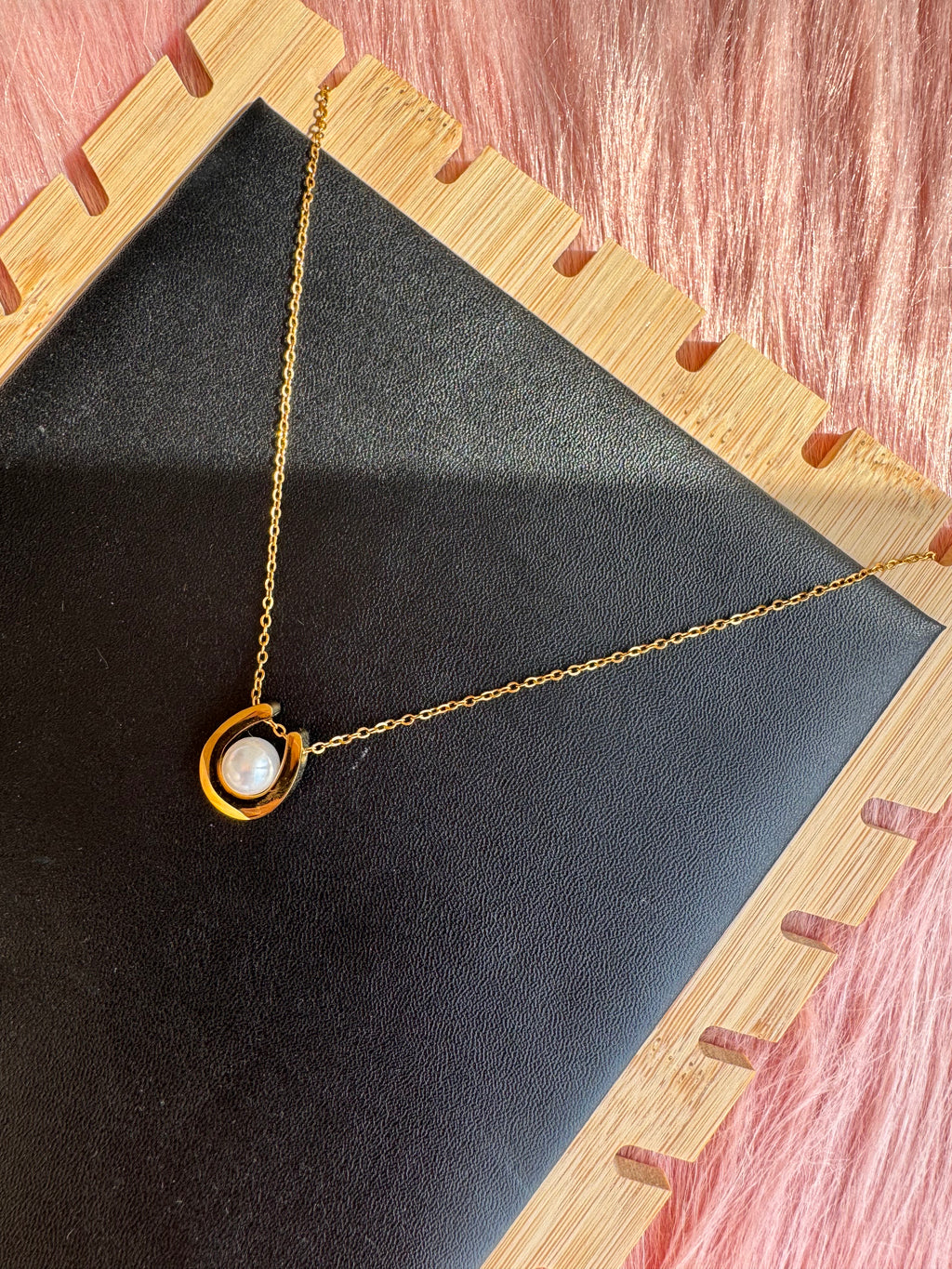 The Pearl Horseshoe Lucky Necklace
