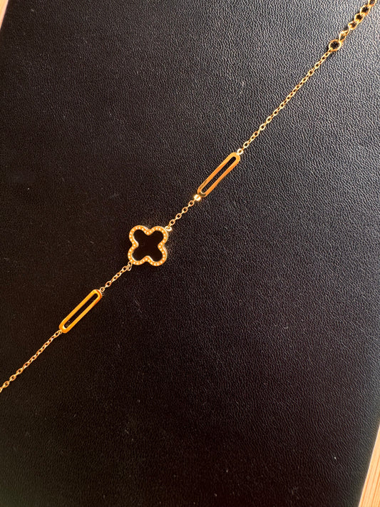Midnight Clover Chain Bracelet