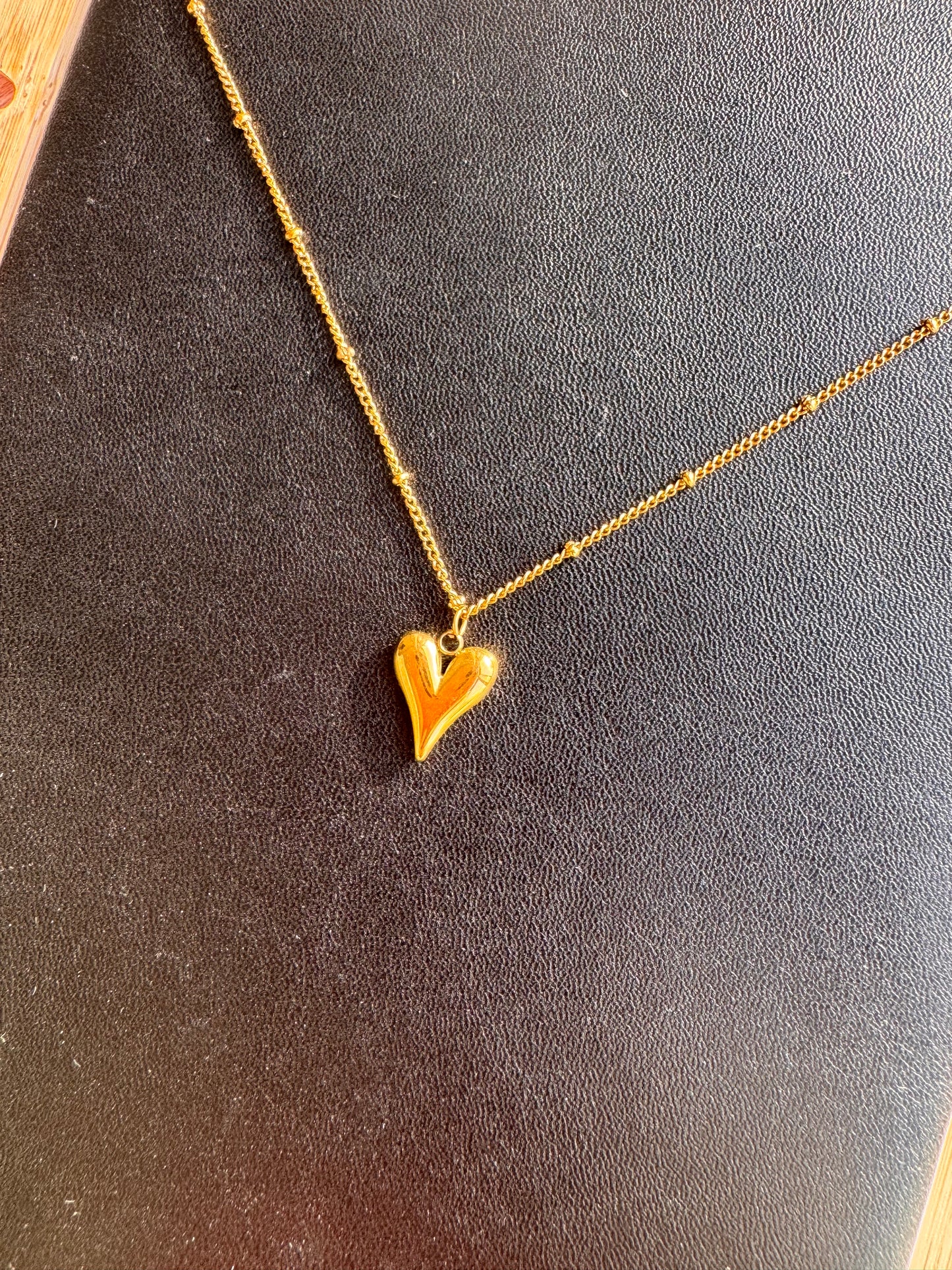 Puffed Heart Pendant Necklace – Gold