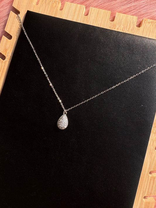 Crystal Teardrop Pendant Necklace – Silver