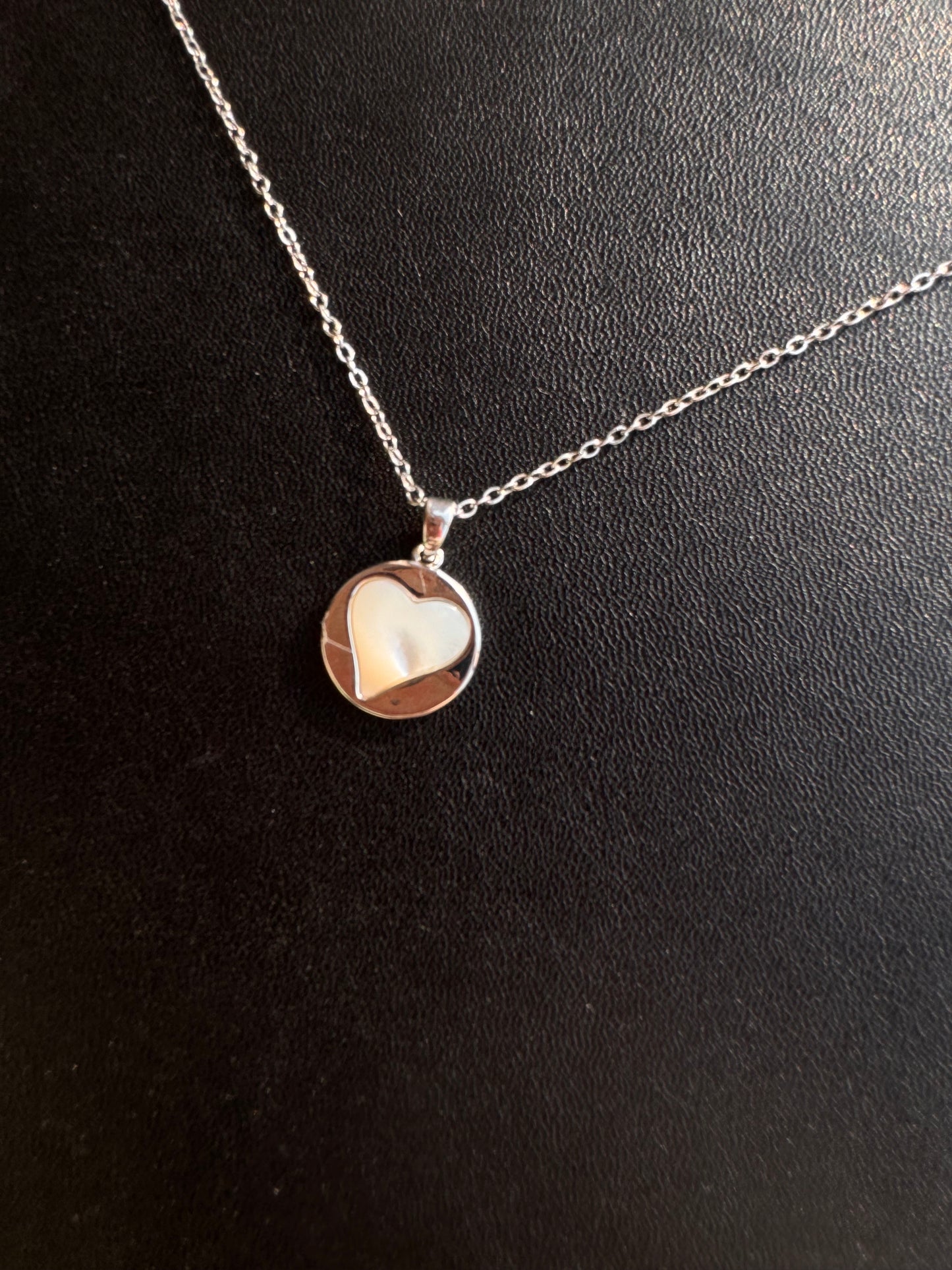 Engraved Heart Disc Pendant Necklace – Silver