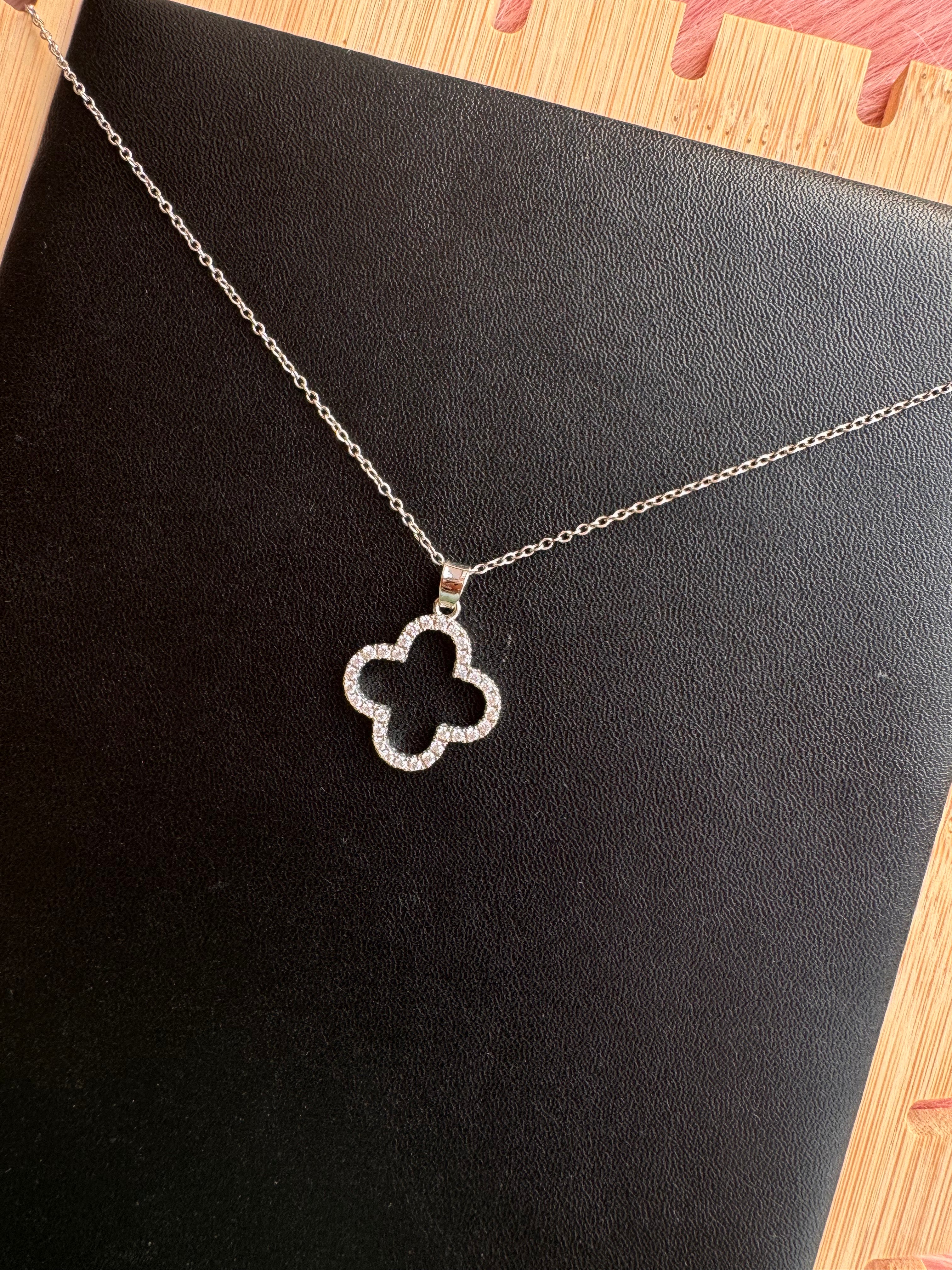 Open Clover Pavé Outline Pendant Necklace