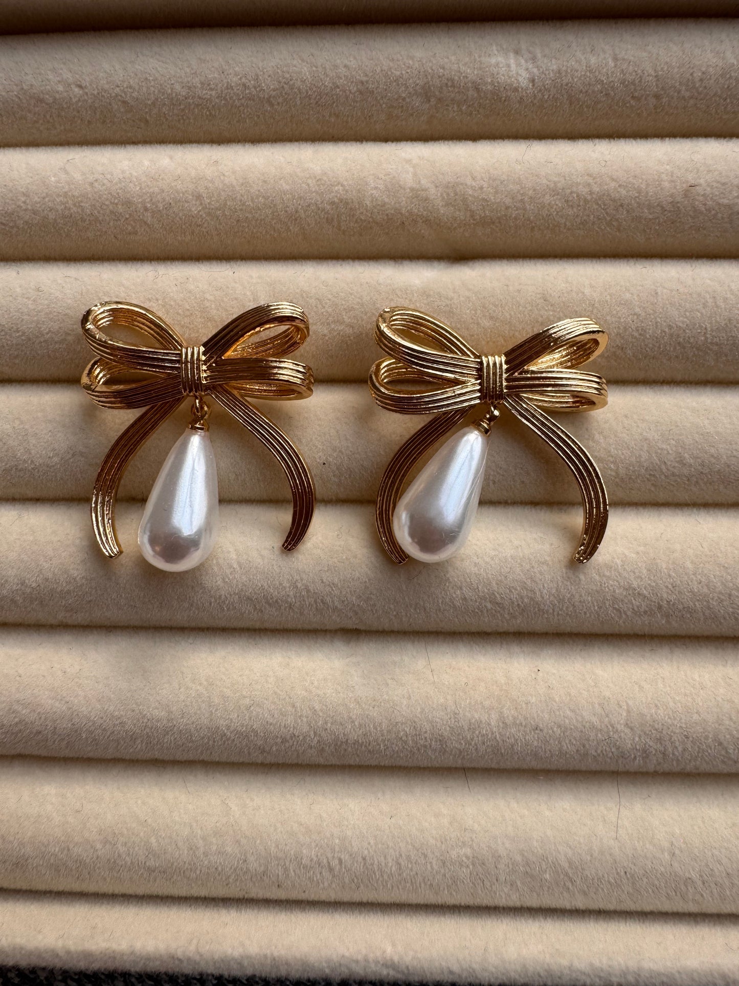 Bow & Pearl Drop Earrings
