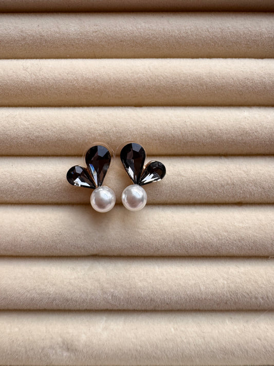 Midnight Bloom Pearl Studs