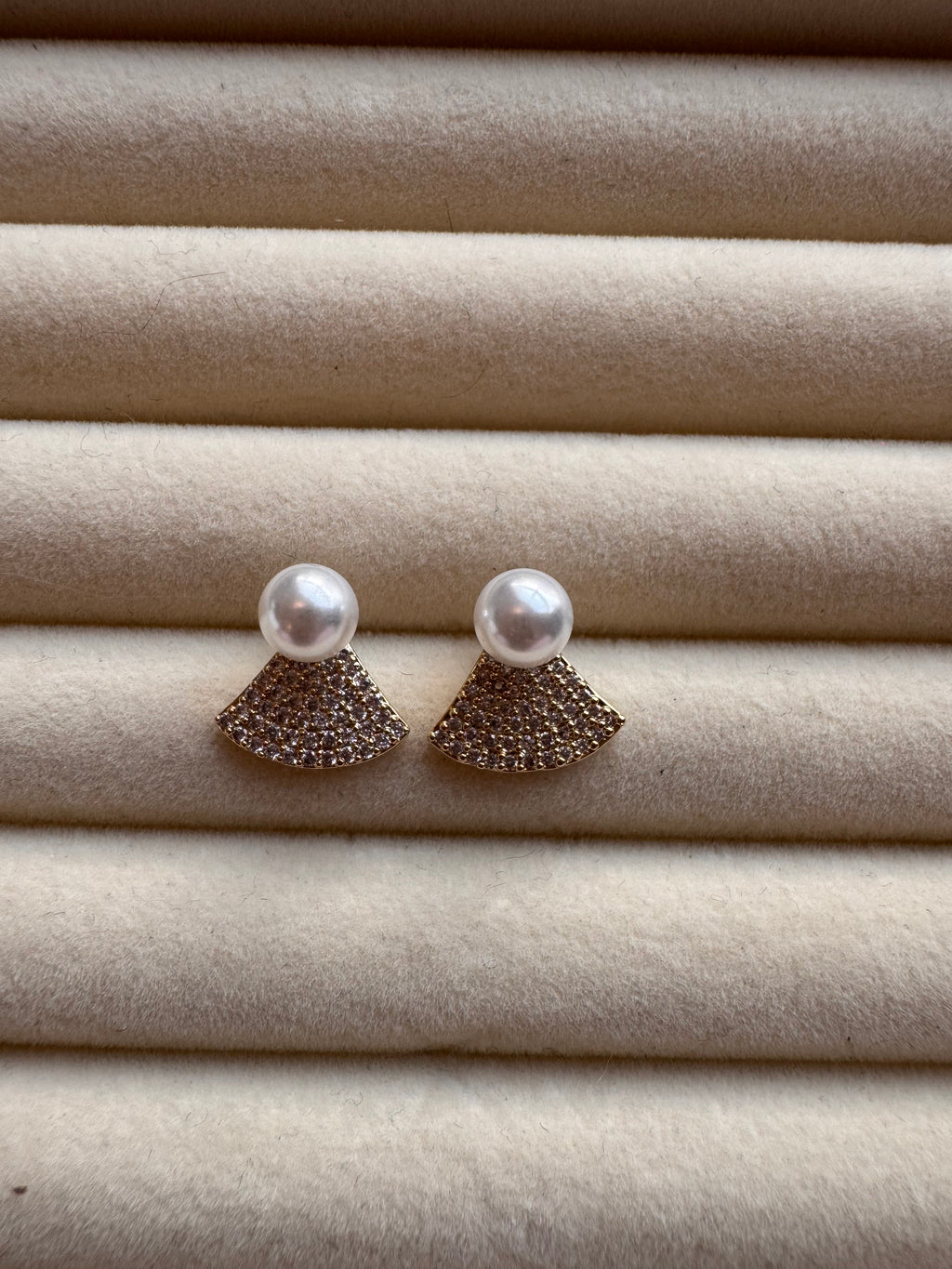 The Noor Pearl Stud Earrings