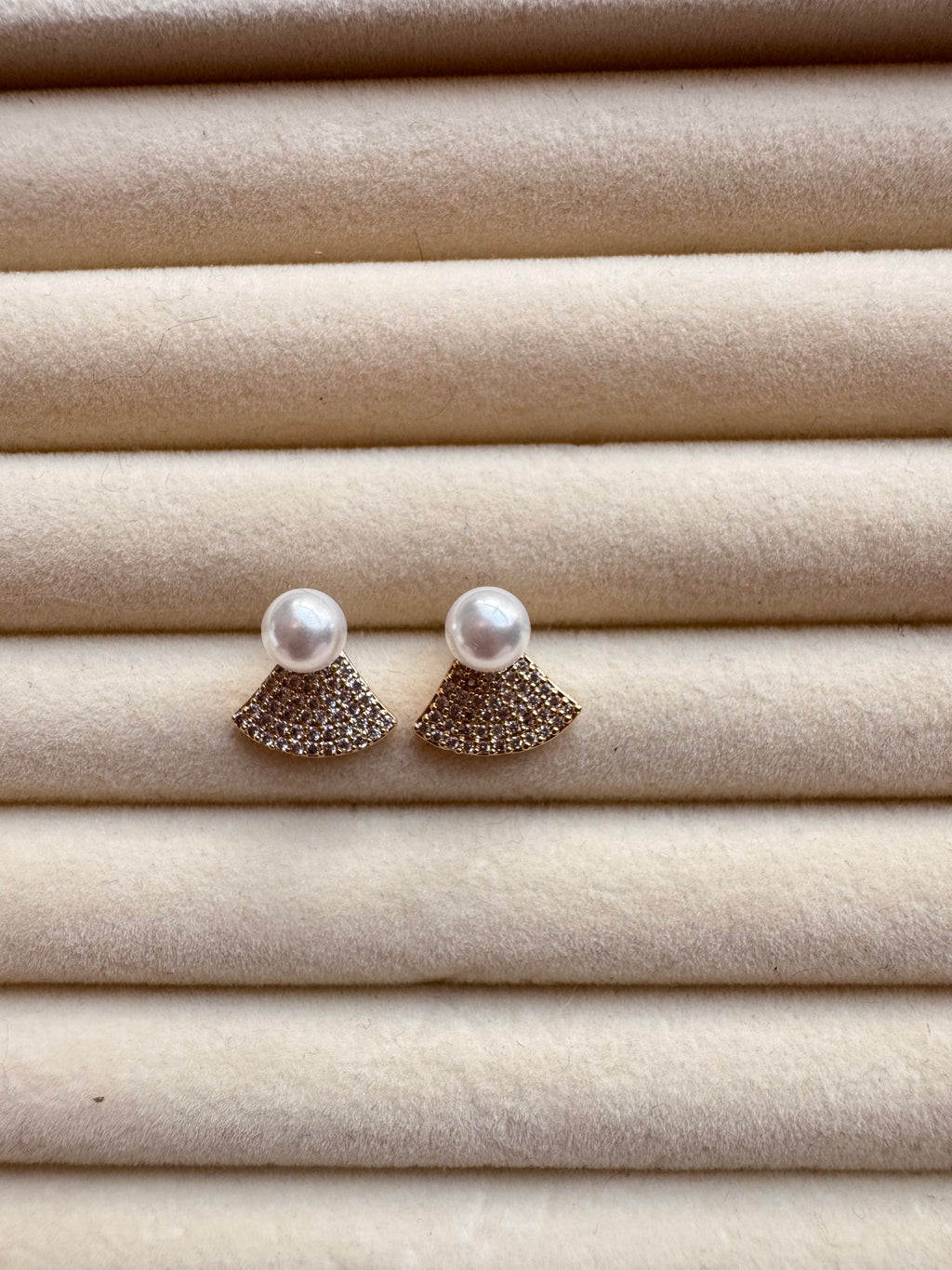 The Noor Pearl Stud Earrings