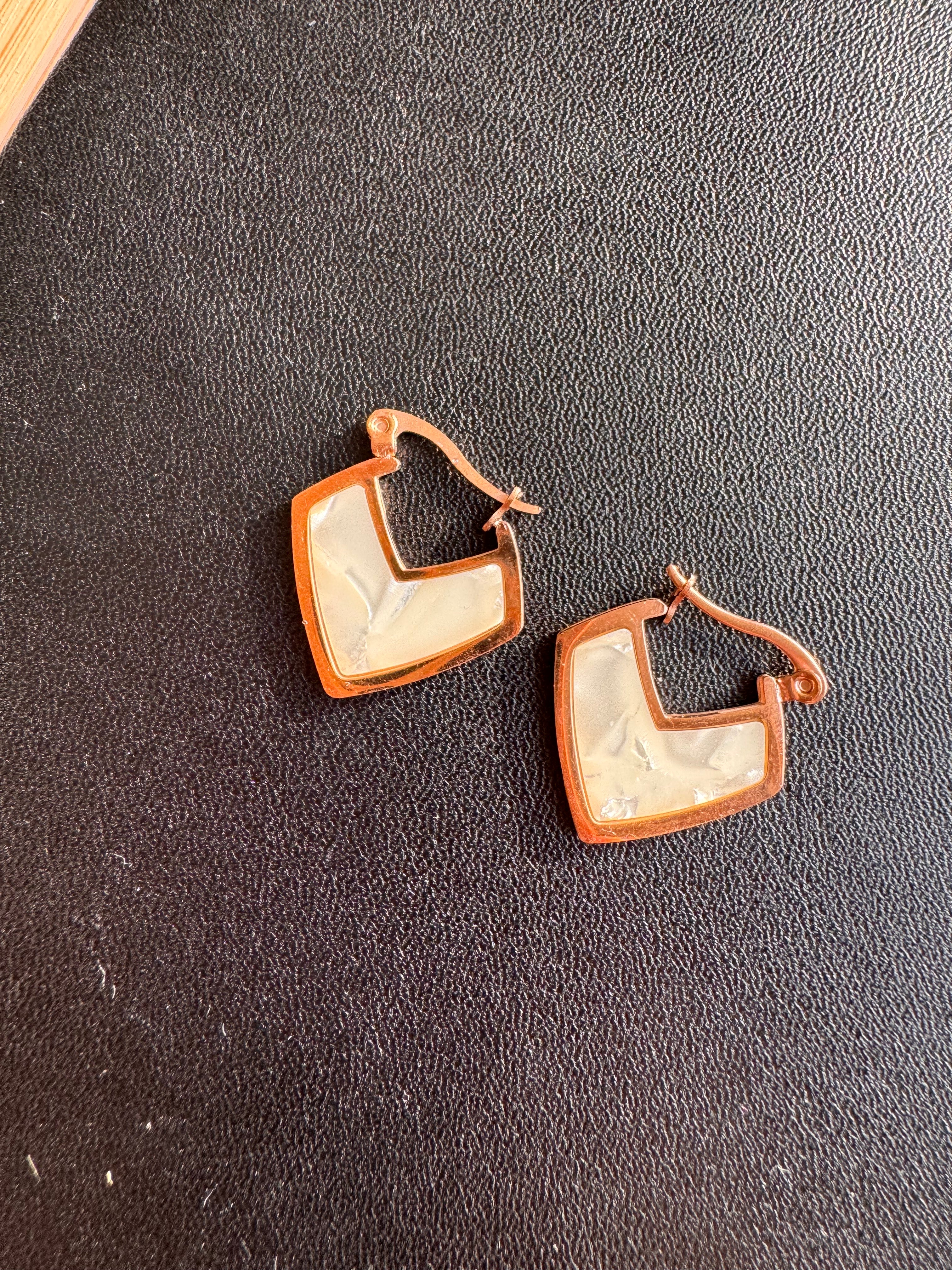 The Chevron Pearl Rose-Gold Huggie Hoops