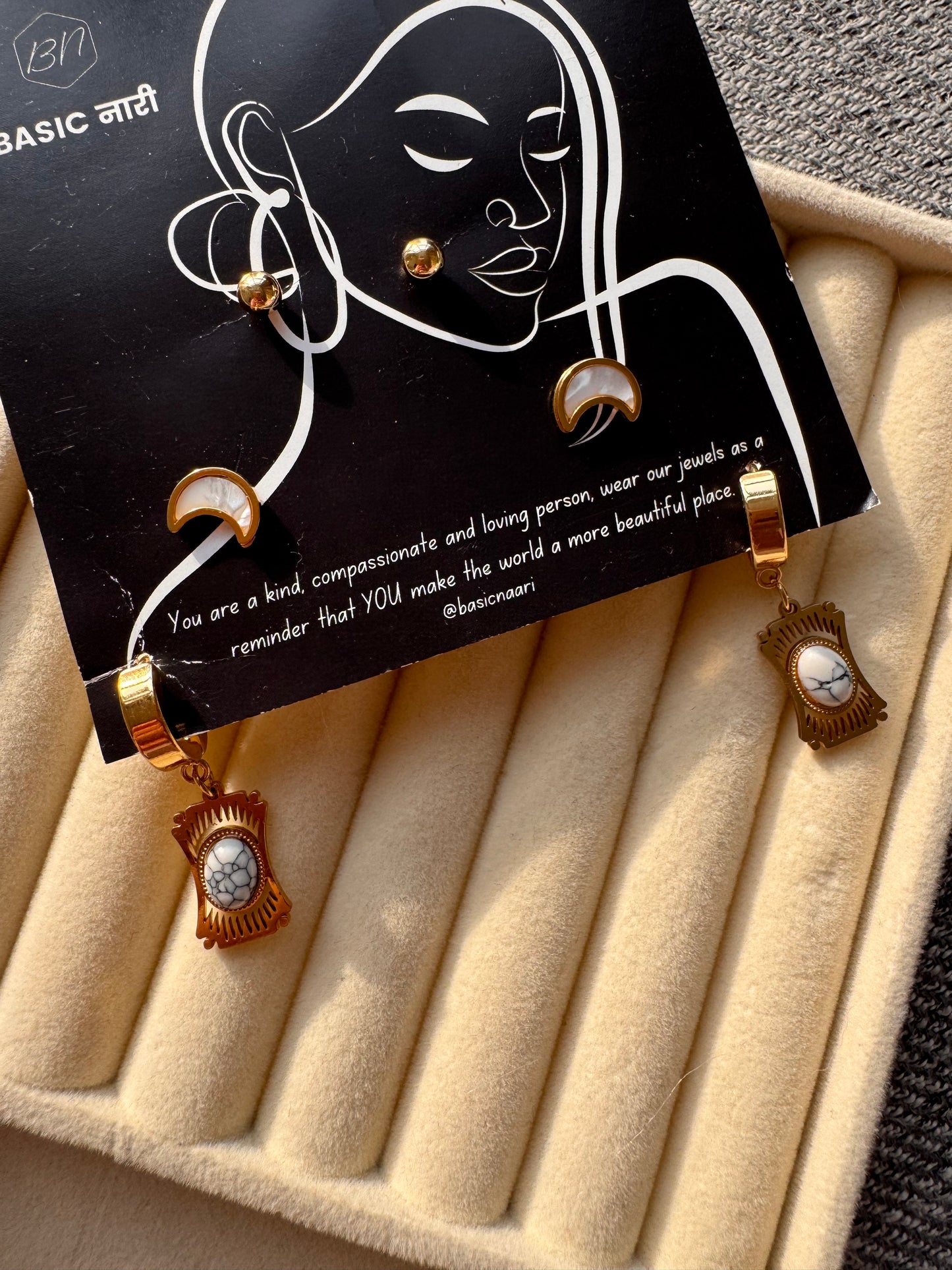 Lunar Gaze Earring Set