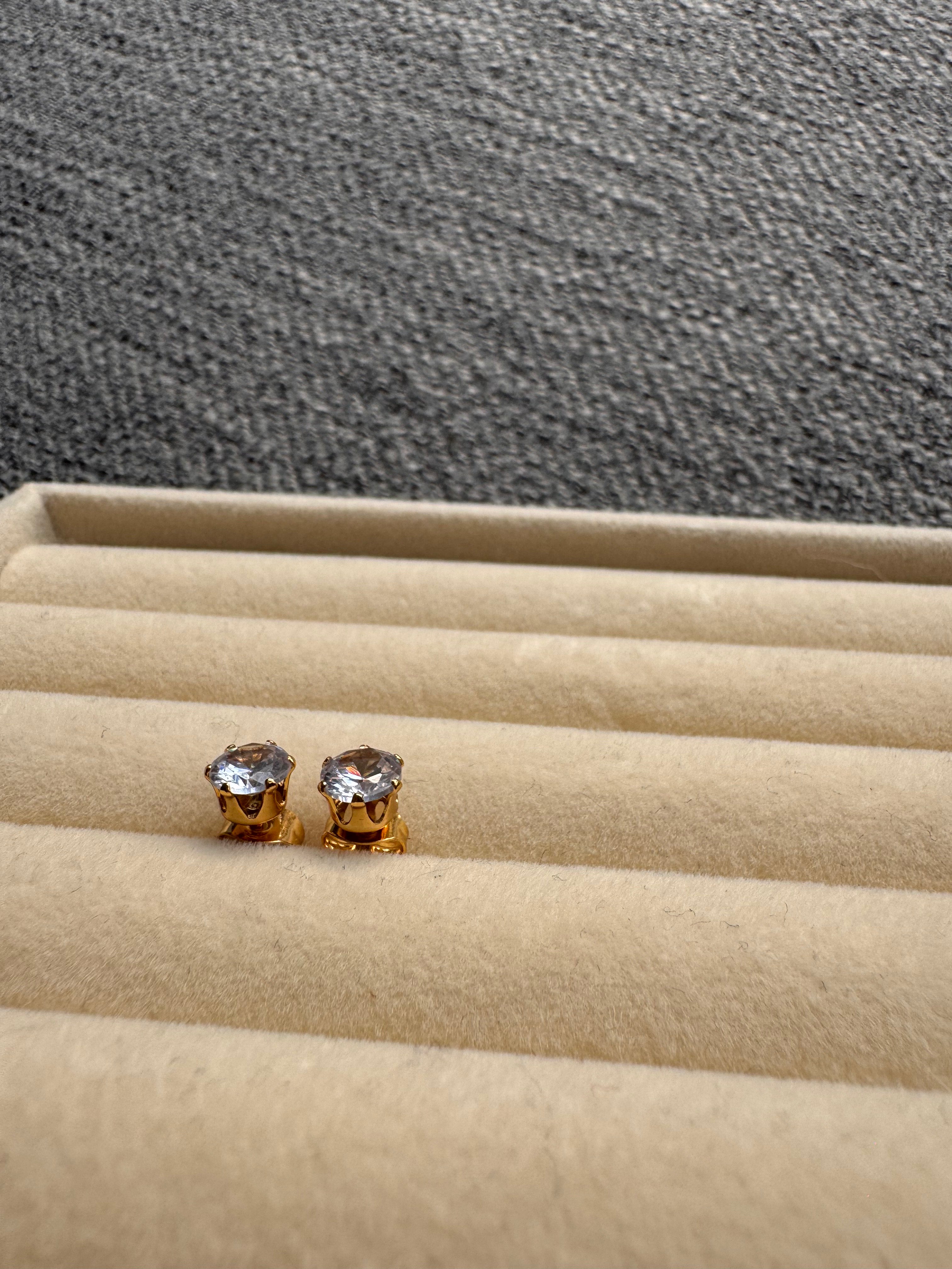 The Classic Solitaire CZ Gold Studs