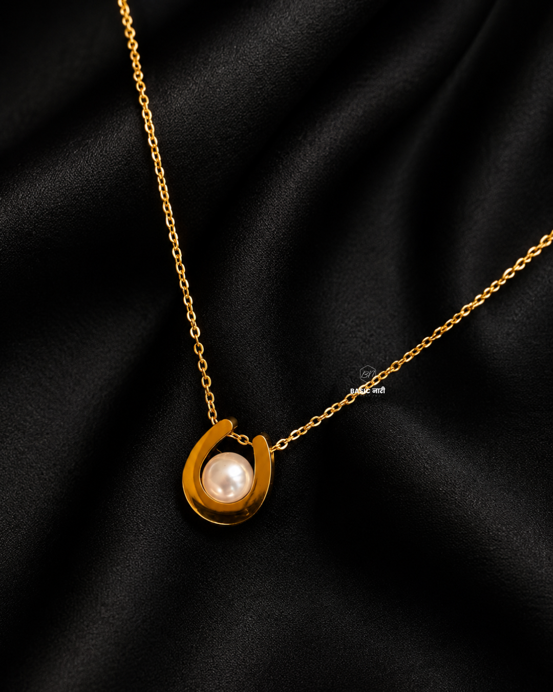 The Pearl Horseshoe Lucky Necklace
