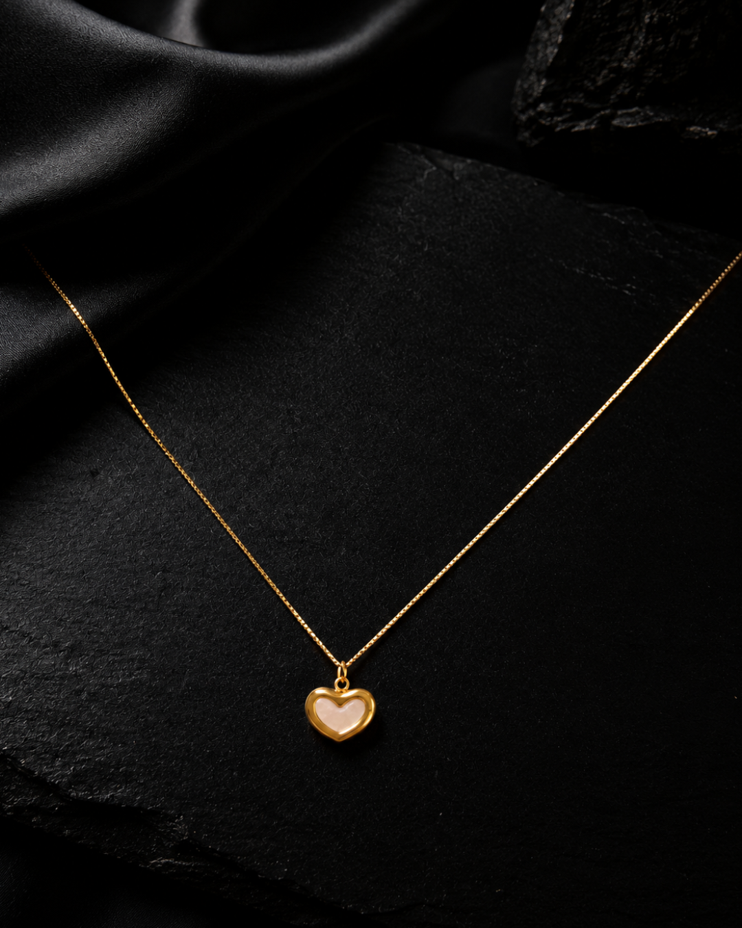 Heart Bezel Pendant Necklace