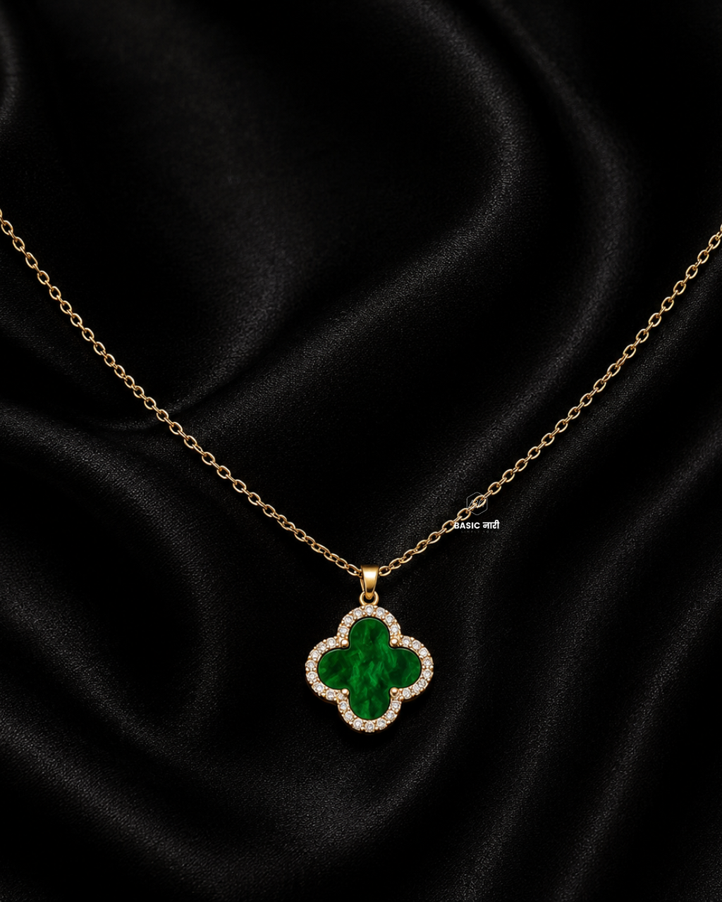 The Emerald Clover Halo Necklace