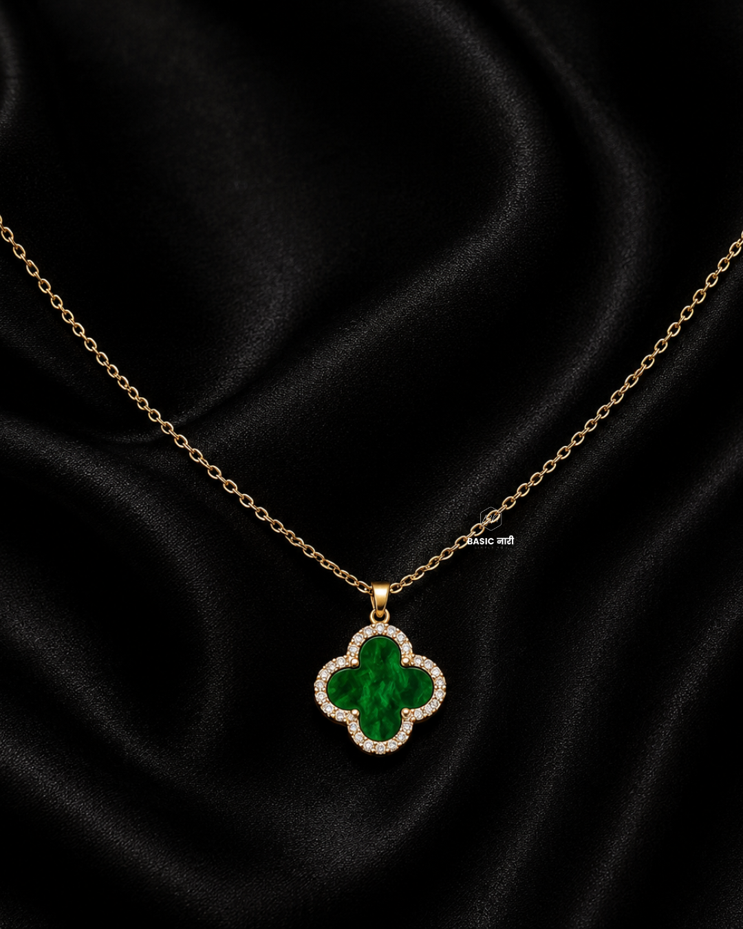 The Emerald Clover Halo Necklace