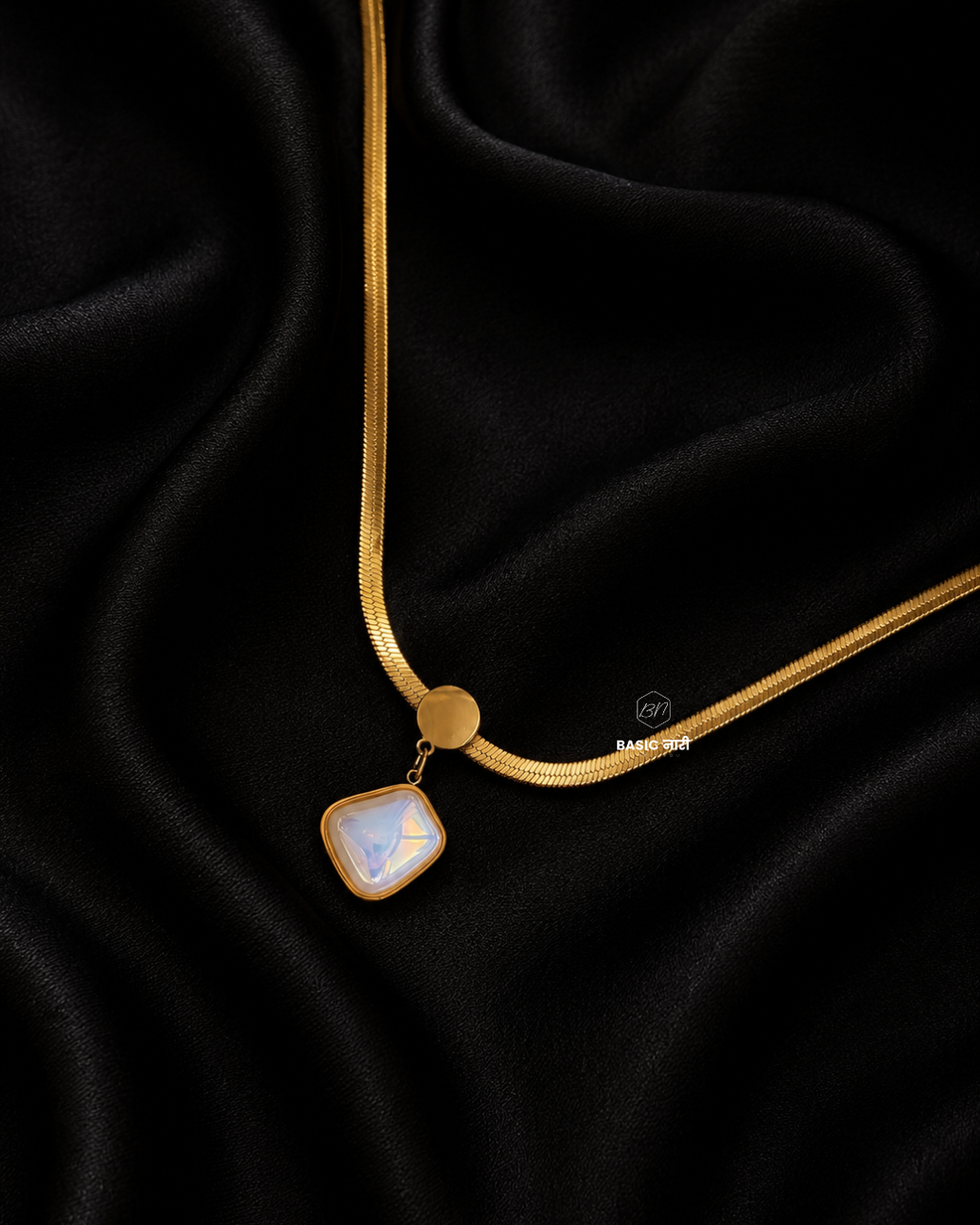 The Iridescent Rhombus Herringbone Necklace