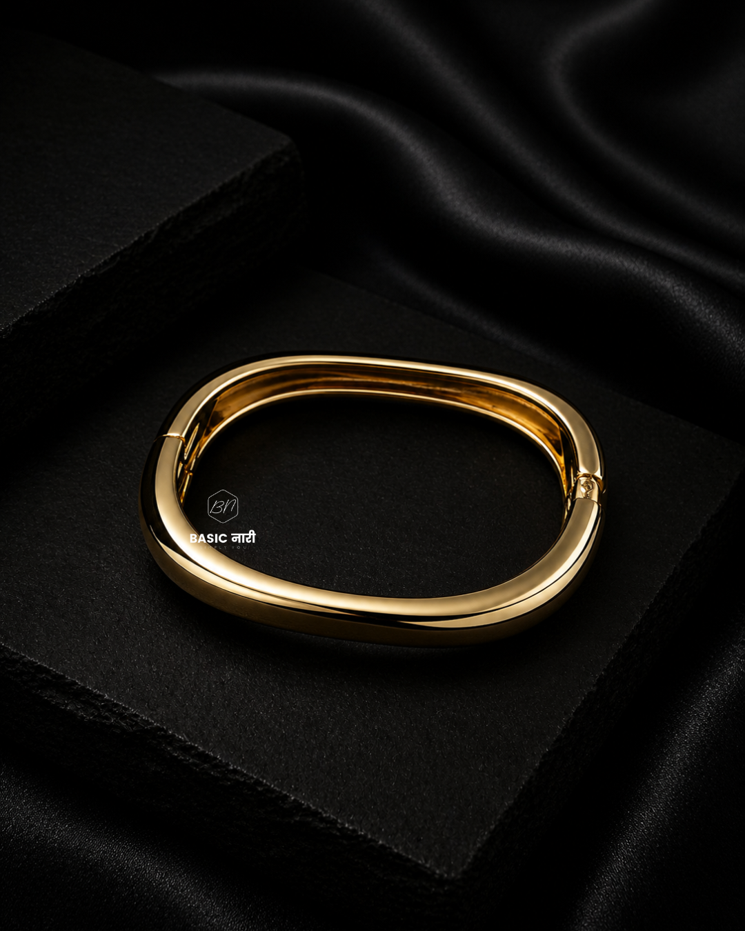 The Slim Sculpted Square Bracelet