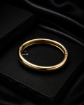 The Classic Oval Hinged Bangle
